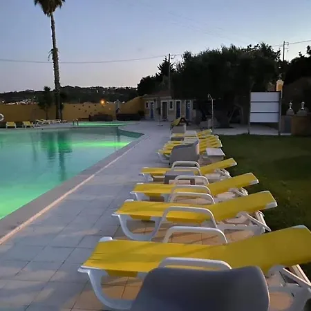 Charm Azenha Dobidos Farm Gospodarstwo agroturystyczne Olho Marinho