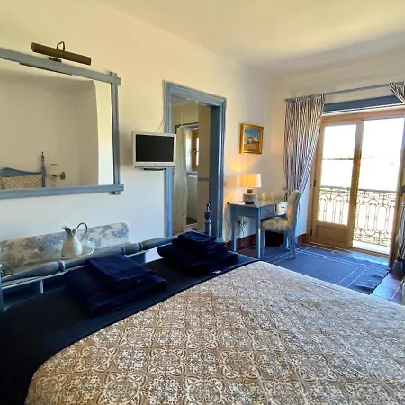 Charm Azenha Dobidos Farm * Olho Marinho