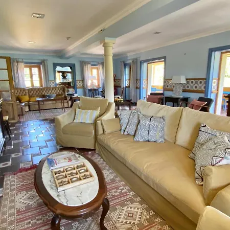 Charm Azenha Dobidos Farm Gospodarstwo agroturystyczne *