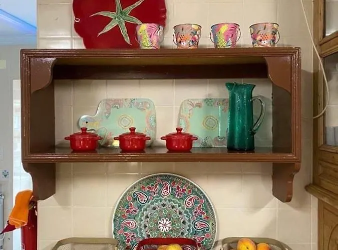 Charm Azenha Dobidos Farm *